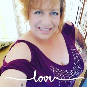 Meet your Posher, Renee